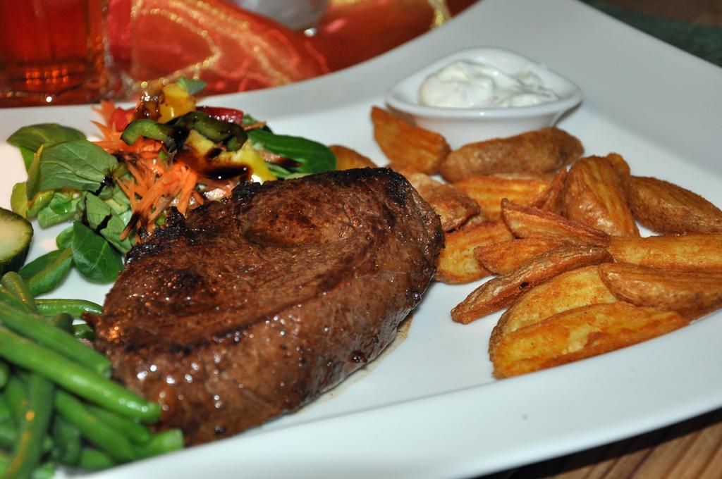 Gasthuis Steakhouse & Crazy Horse